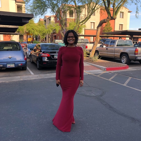 Dresses & Skirts - Burgundy dress